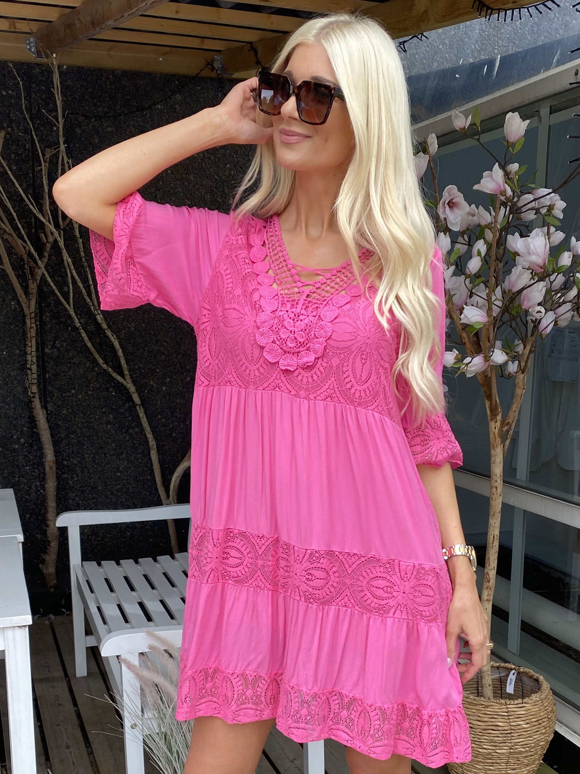 Sasia - Sommerkjole med blonder